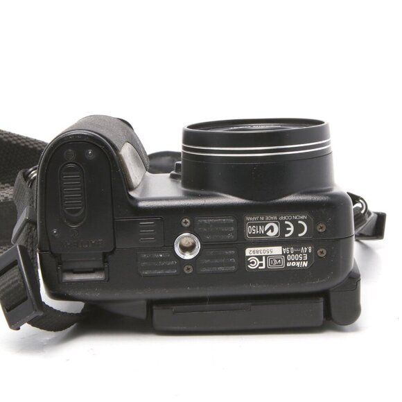 Vintage Nikon Coolpix 5000 5MP Digital Camera Swivel LCD Y2K Video Photography - Picture 12 of 14